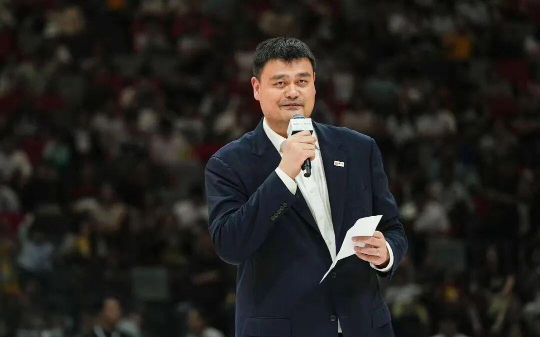 45岁姚明，开始领养老金了