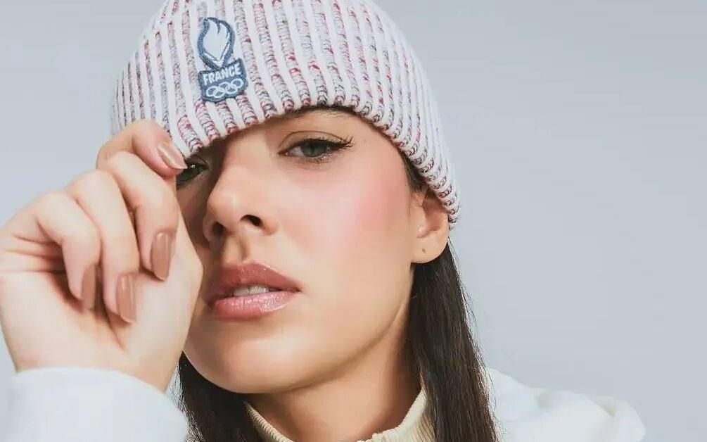 米兰冬奥会首战，是各国队服的审美竞