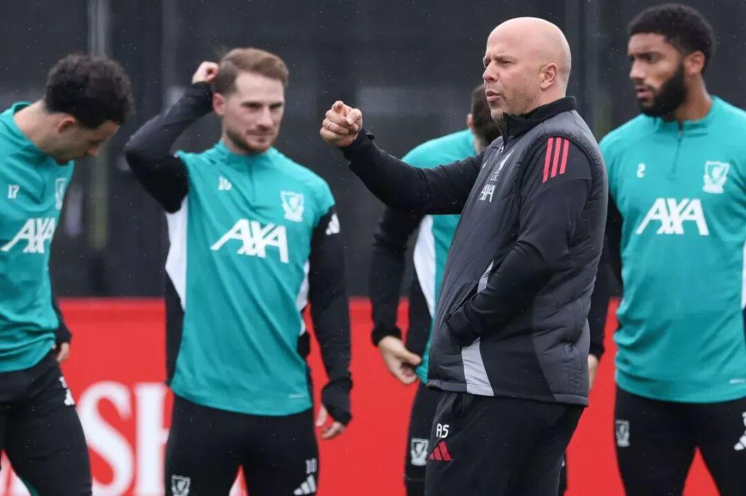 力挺斯洛特！曝利物浦全队主动揽责：战