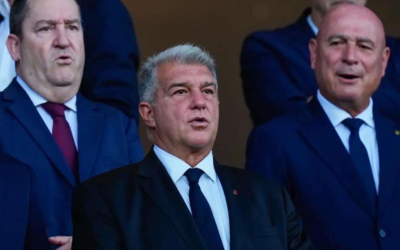 记者：西甲海外战取消巴萨早就知道，黄