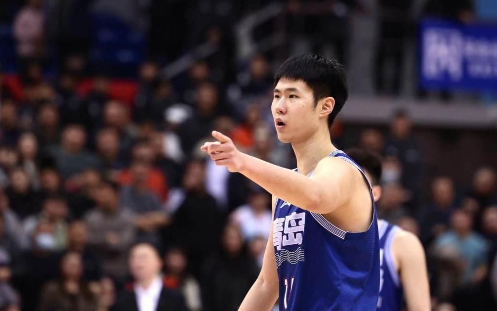 CBA俱乐部杯上演“齐鲁德比”，青岛男篮输球无缘淘汰赛