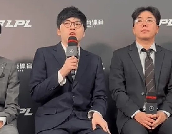 TES教练：只要配合和选手上限达到一定程度，很有机会赢下iG！