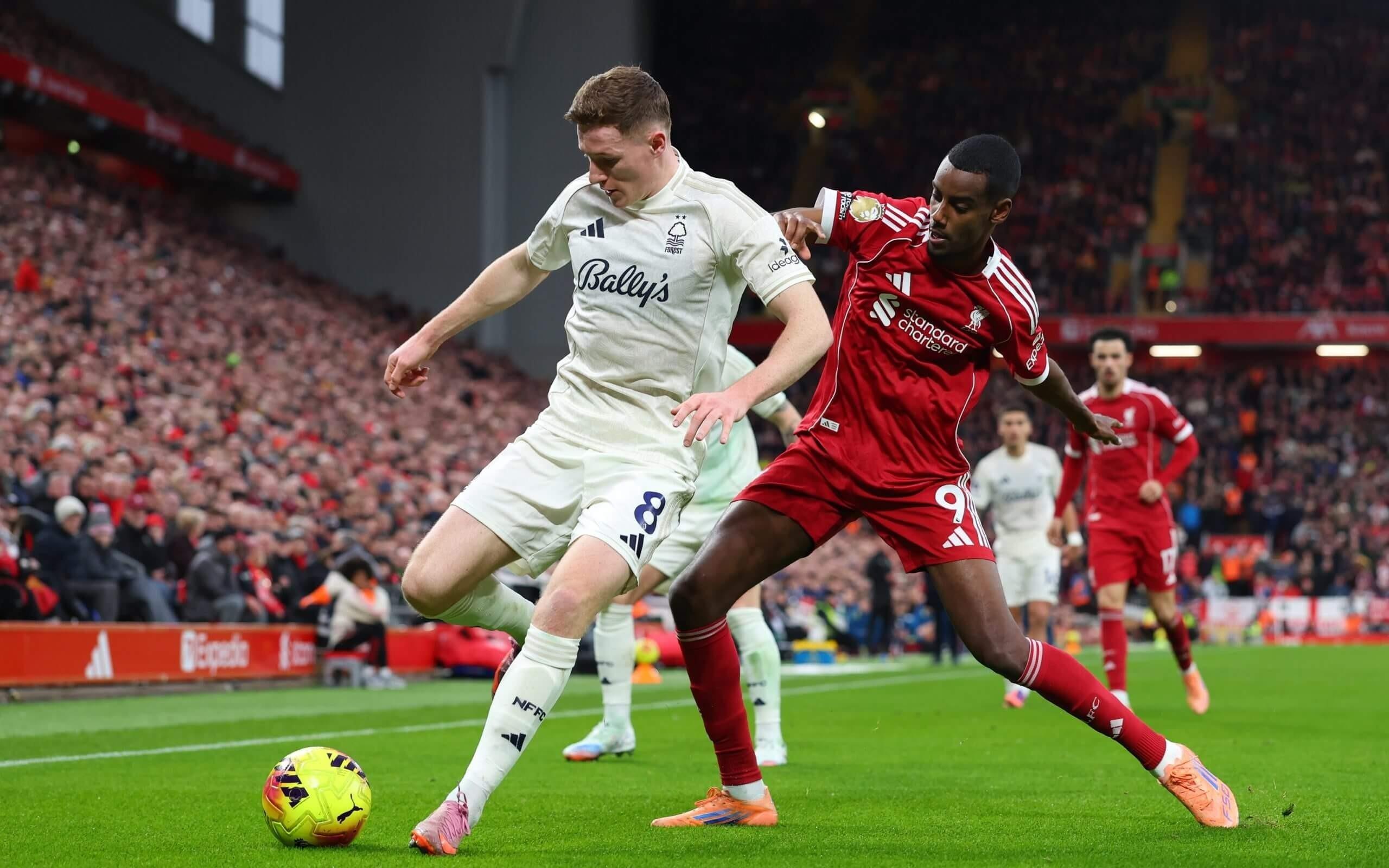 TA：利物浦目前看起来非常混乱，他们的卫冕梦想已支离破碎