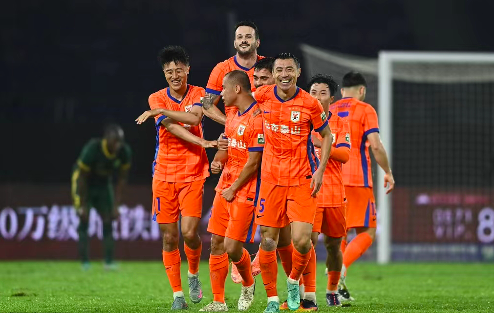 22！对轰世界波外援超级失误射手王失点中超精彩对决剧情拉满