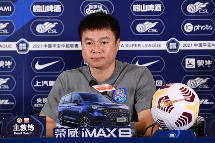于根伟谈休赛期人员更迭：不换外援，国