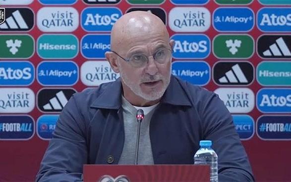 德拉富恩特：我们和皇马队医保持联系，赫伊森暂时不离队