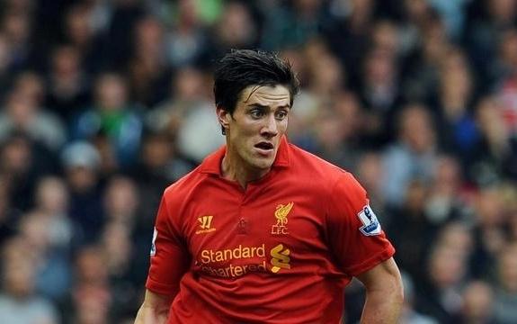 前红军后卫马丁凯利宣布退役，利物浦官方送祝福