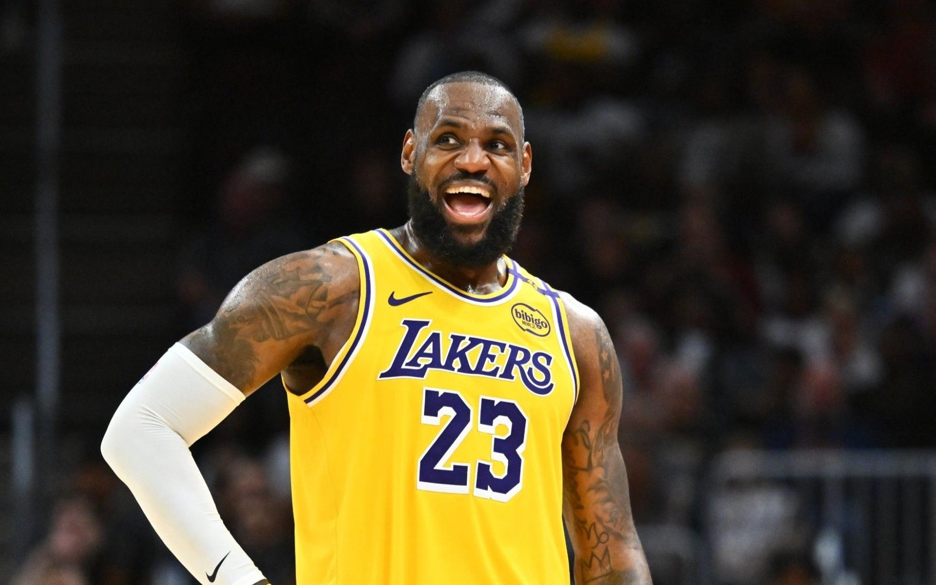 湖人vs太阳伤病报告:詹姆斯和杰伦格林等6人缺席