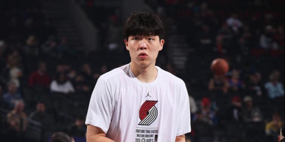 杨瀚森继续被摁在替补席，这样还不如不回来！