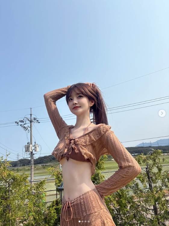 韩版《完蛋美女》演员mj晒照：要一起旅行吗