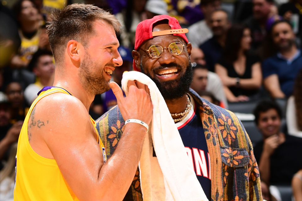 爆砍49+11+8，一战狂刷7大纪录！比起东契奇这5点更该让湖人开心