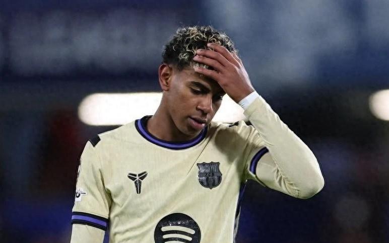 巴萨客场03惨败切尔西，防线崩盘、阿