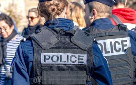 米体：两队球迷街头对峙，19名远征巴黎的亚特兰大球迷被捕