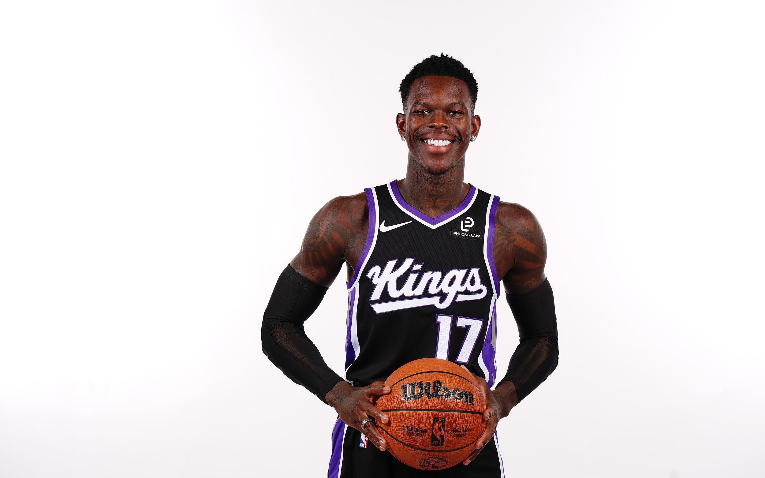 施罗德:威斯布鲁克已完全适应球队,他能把所有人凝聚在一起