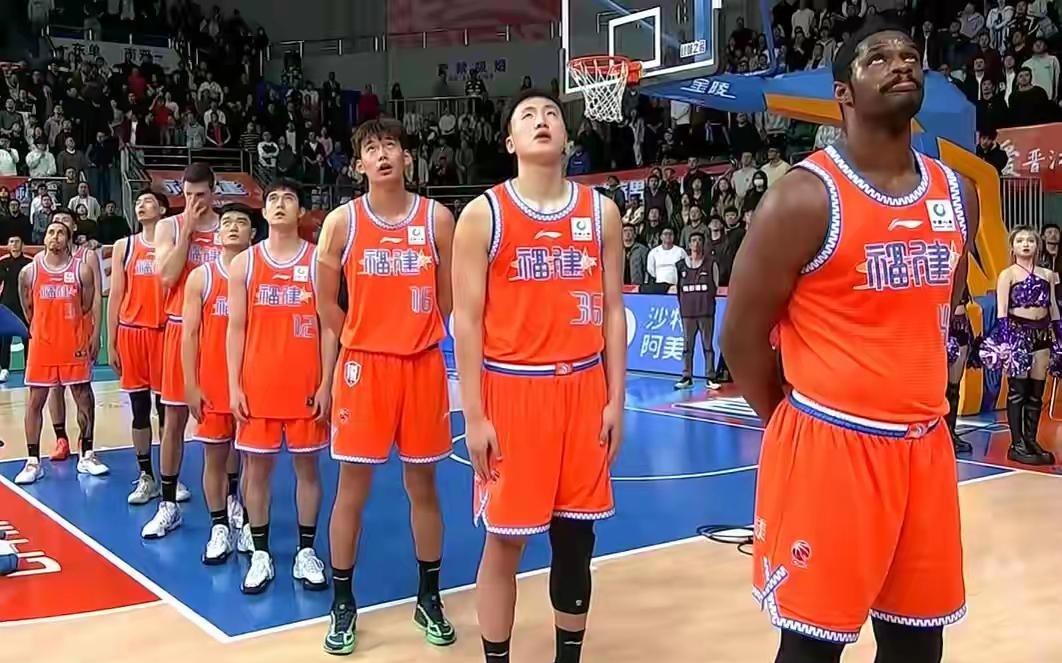 CBA疯狂一夜！2大夺冠热门狂飙：北京逆转大胜，携广东开局7连胜