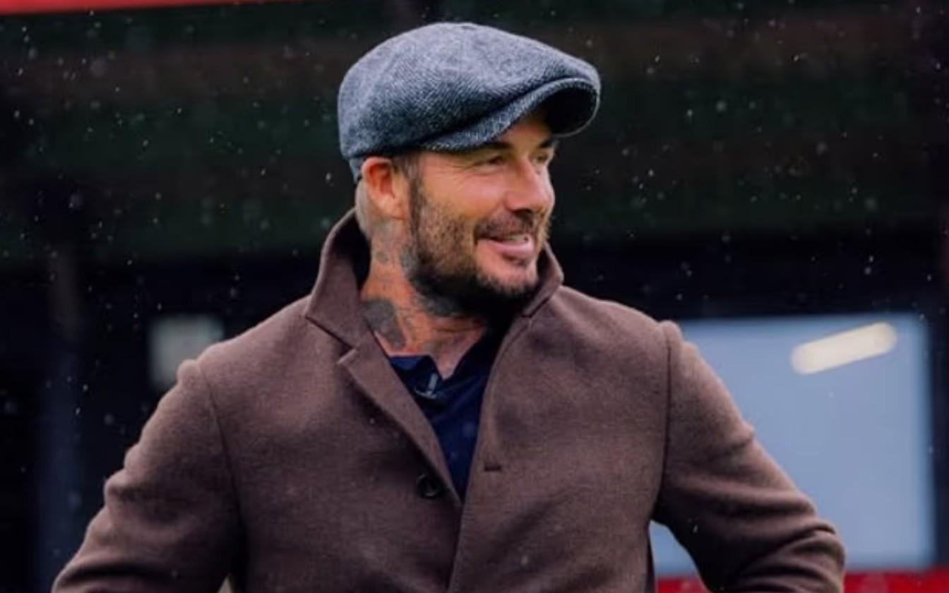 老板造访，贝克汉姆现场观战索尔福德城与斯文登的比赛