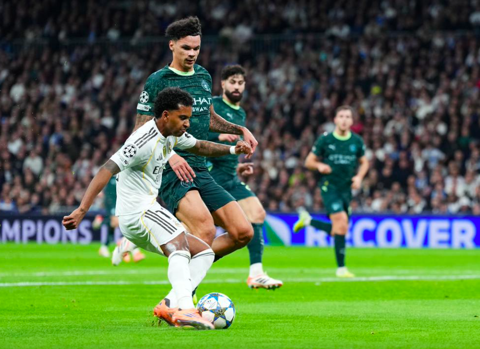 12！欧冠巅峰对决：14亿豪门惨遭逆转近