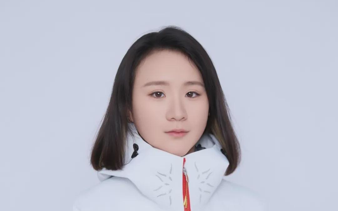 信心之战！李方慧世界杯夺冠，剑指米兰冬奥会体坛面孔