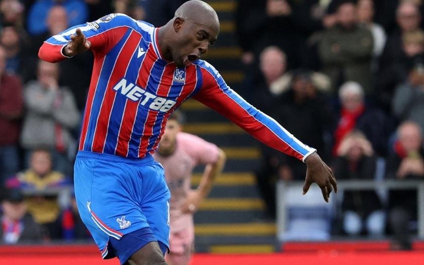 马特塔战伯恩茅斯全场数据：全场11脚射门，上演帽子戏法