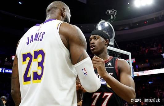湖人结束客场之旅三喜临门，詹姆斯迎新里程碑，一数据领跑全联盟