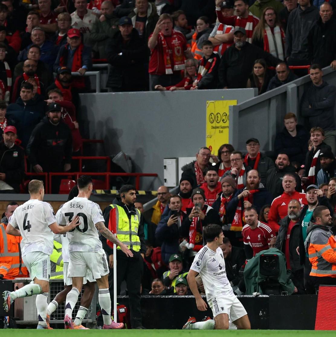 打入双红会制胜球,马奎尔社媒庆祝胜利:我爱这家俱乐部