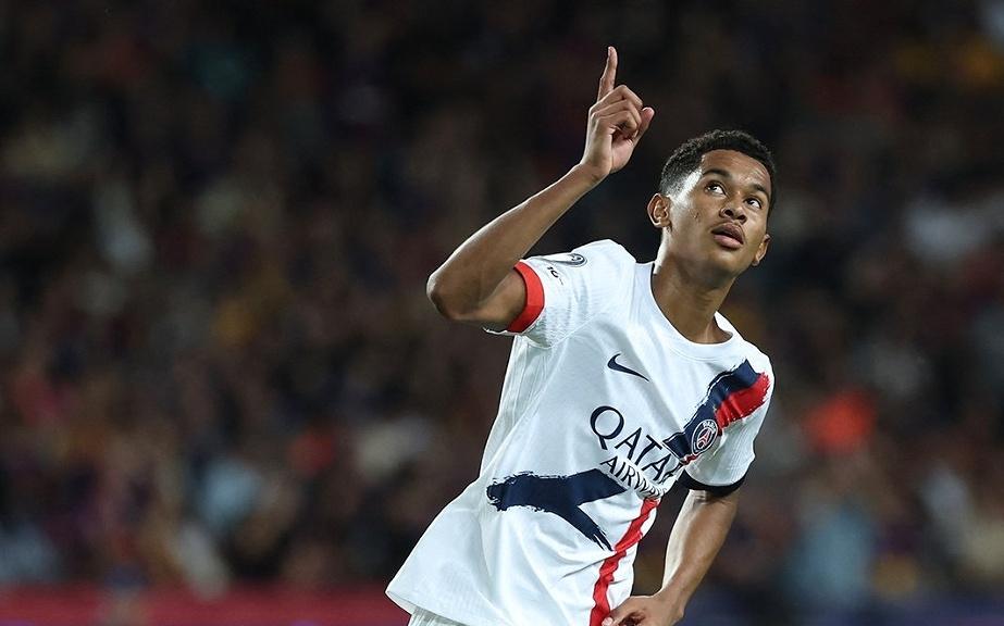 斯基拉:大巴黎正在与马尤鲁进行续约谈判,双方接近达成一致