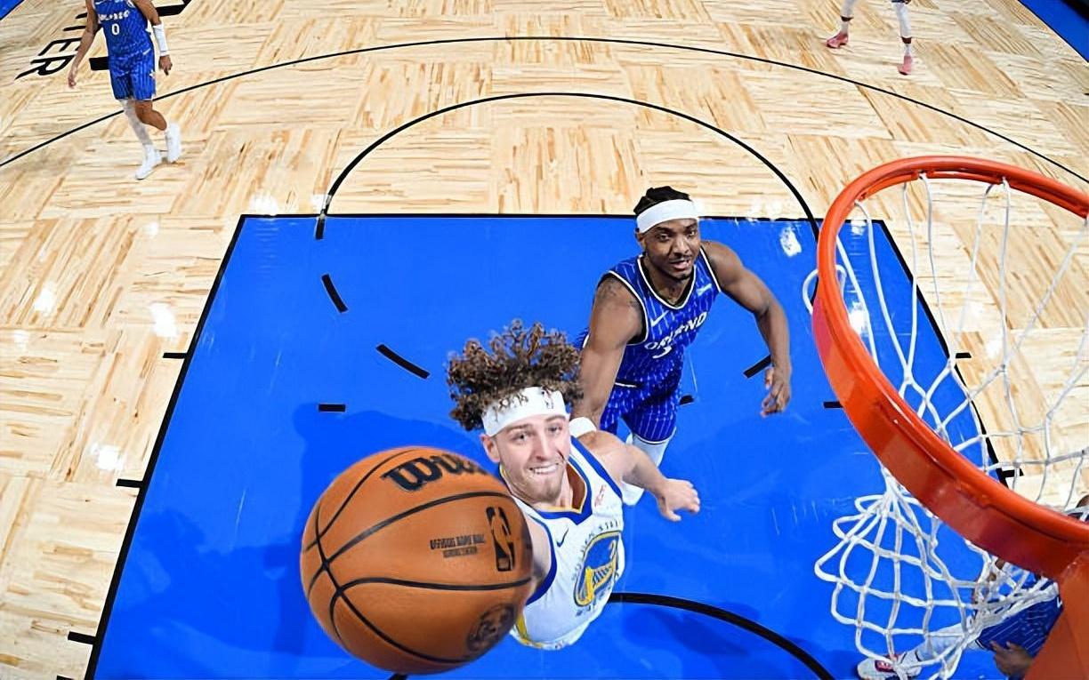 面对魔术状态简直是一塌糊涂，但勇士