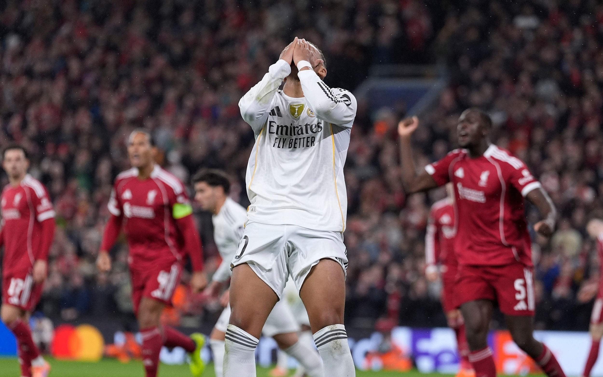 战绩碾压，欧冠4轮战罢，英超球队面对