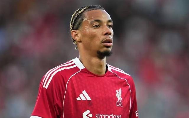 埃基蒂克:我不在乎转会费,背着高昂的身价就专心踢球吧