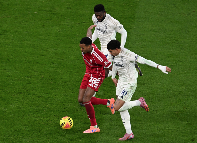 54岁名帅带队狂飙：上任32天英超4场抢7分！逃离降级区