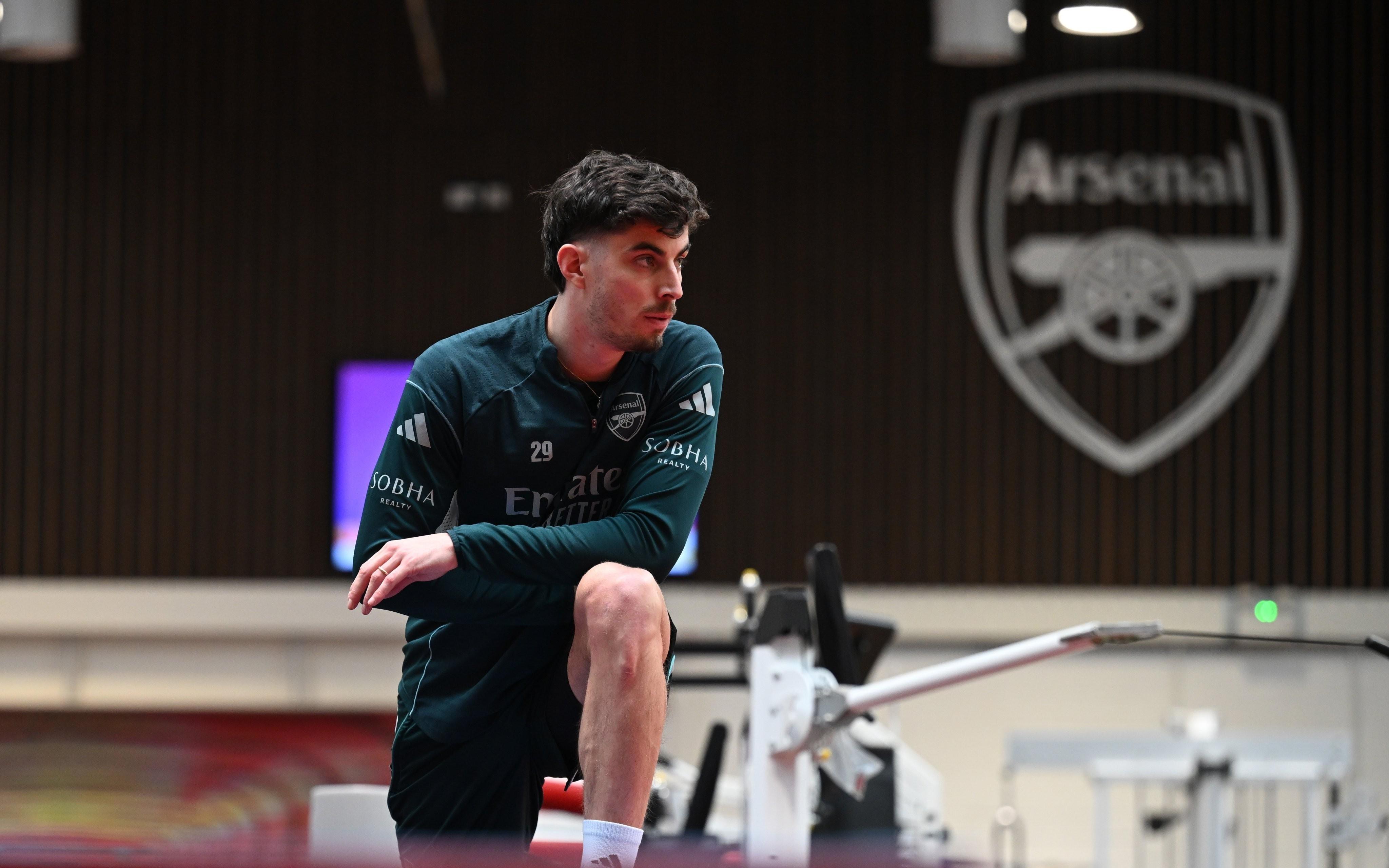 要复出了阿森纳官方晒哈弗茨健身房