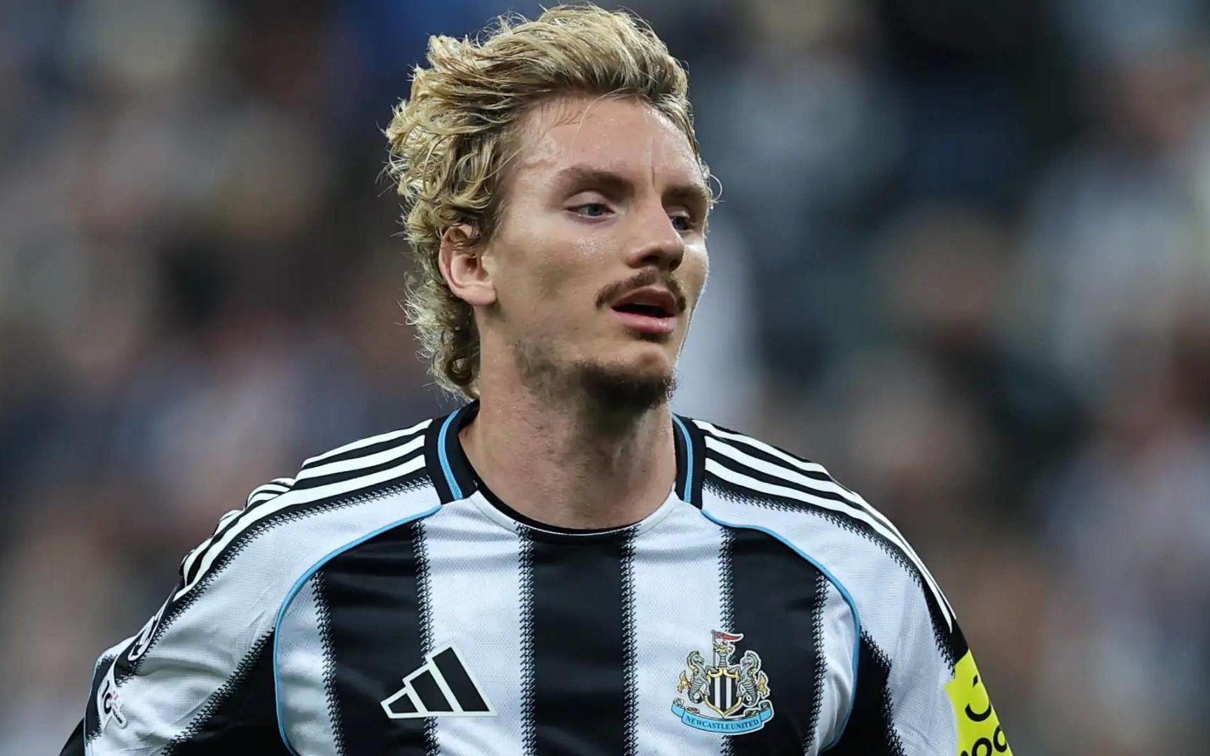 沃尔特马德:维尔茨最强队友之一英超最难对付球员范戴克