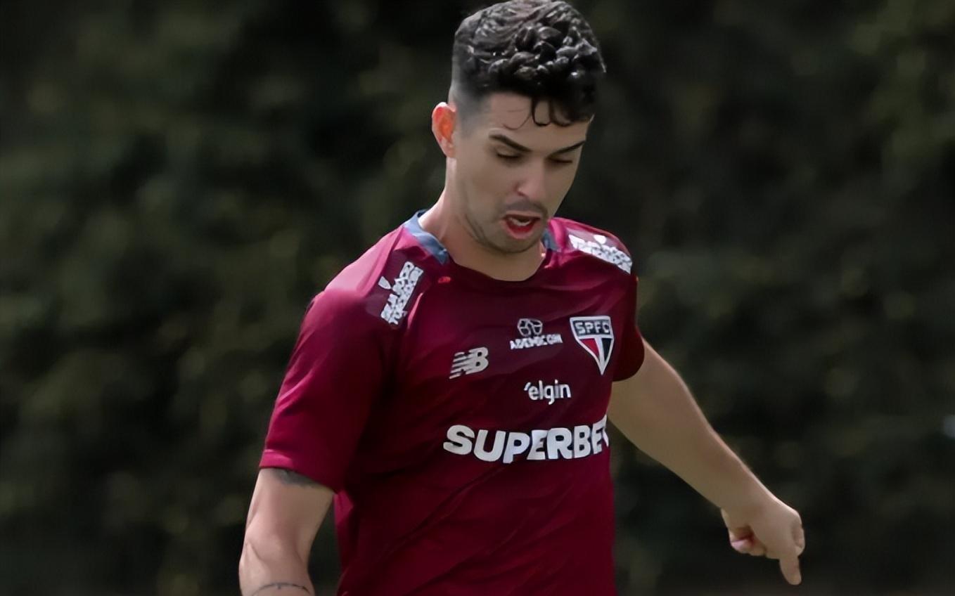 一声叹息：34岁中超传奇伤病缠身，出勤率暴跌5成，重演孔卡悲剧