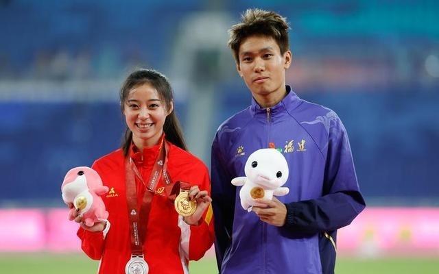 全运会顶峰相见的田径情侣，体验田径的残酷与美好