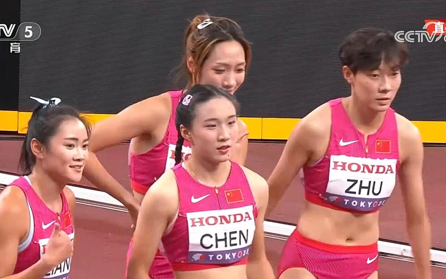 女子4100米接力：中国队跑出42秒94赛季最佳，小组第六无缘决赛