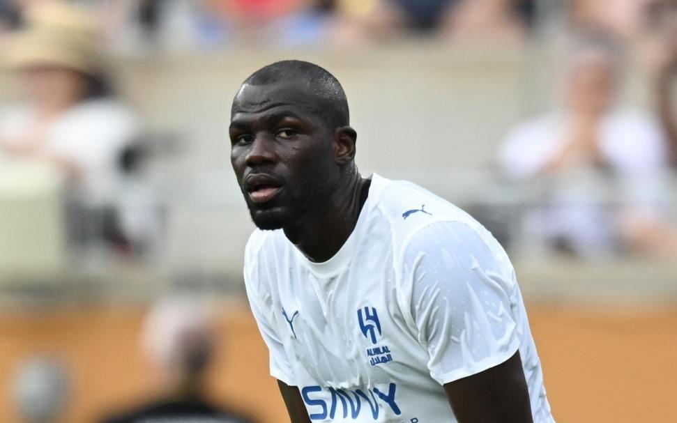 库利巴利：曼联曾为我向那不勒斯开出