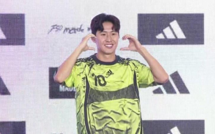 李刚仁：欧冠决赛虽然没有上场，但我相信以后还有机会