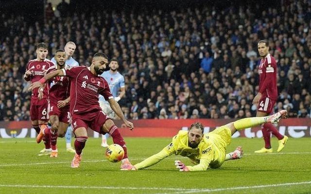 话题利物浦11月就卫冕失败可能性很