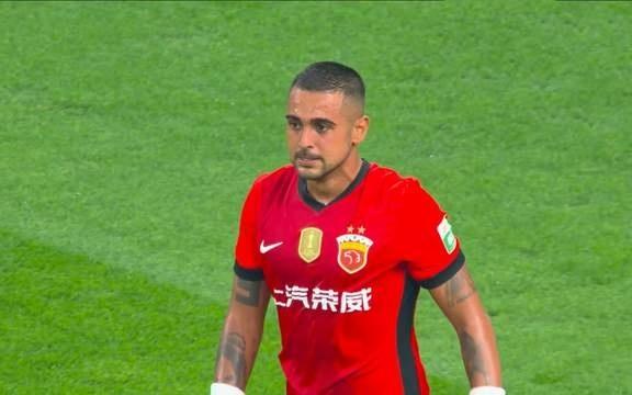 CCTV16直播，申花剑指7分优势，阿马杜踢后卫难挡金靴海港落下风