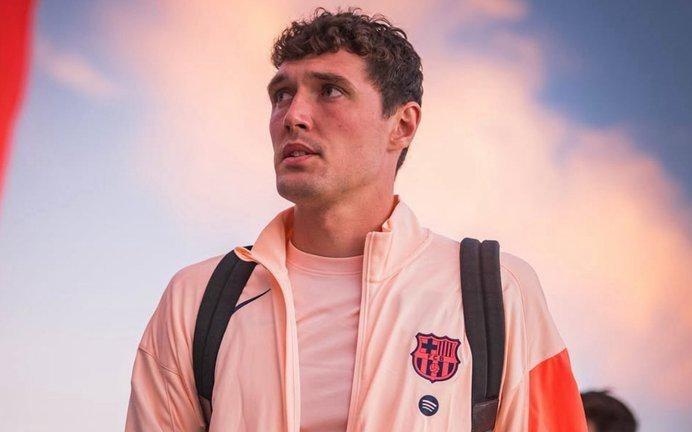 心系老东家！克里斯滕森被拍到用手机观看切尔西vs利物浦