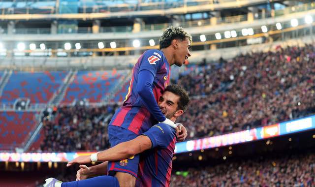 回归诺坎普！巴萨赢麻了：45157人观战票房500万如同节日