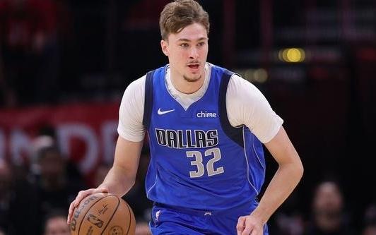 新秀榜：埃奇库姆继续领跑弗拉格回暖升至第三