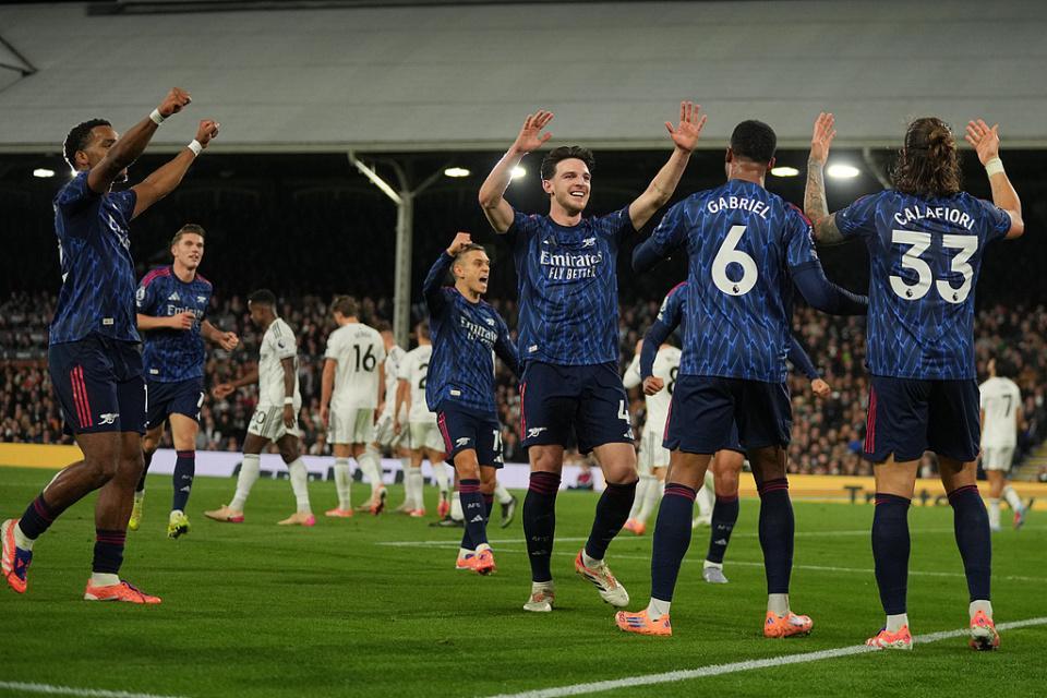 阿森纳10富勒姆!各项赛事5连胜+暂3分领跑英超又靠角球制胜