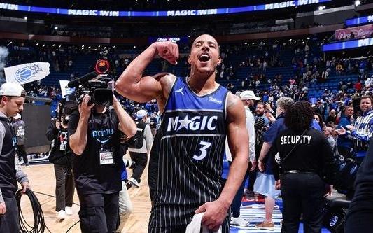 贝恩37分平赛季新高！班凯罗：他不仅是射手而是真正的得分手