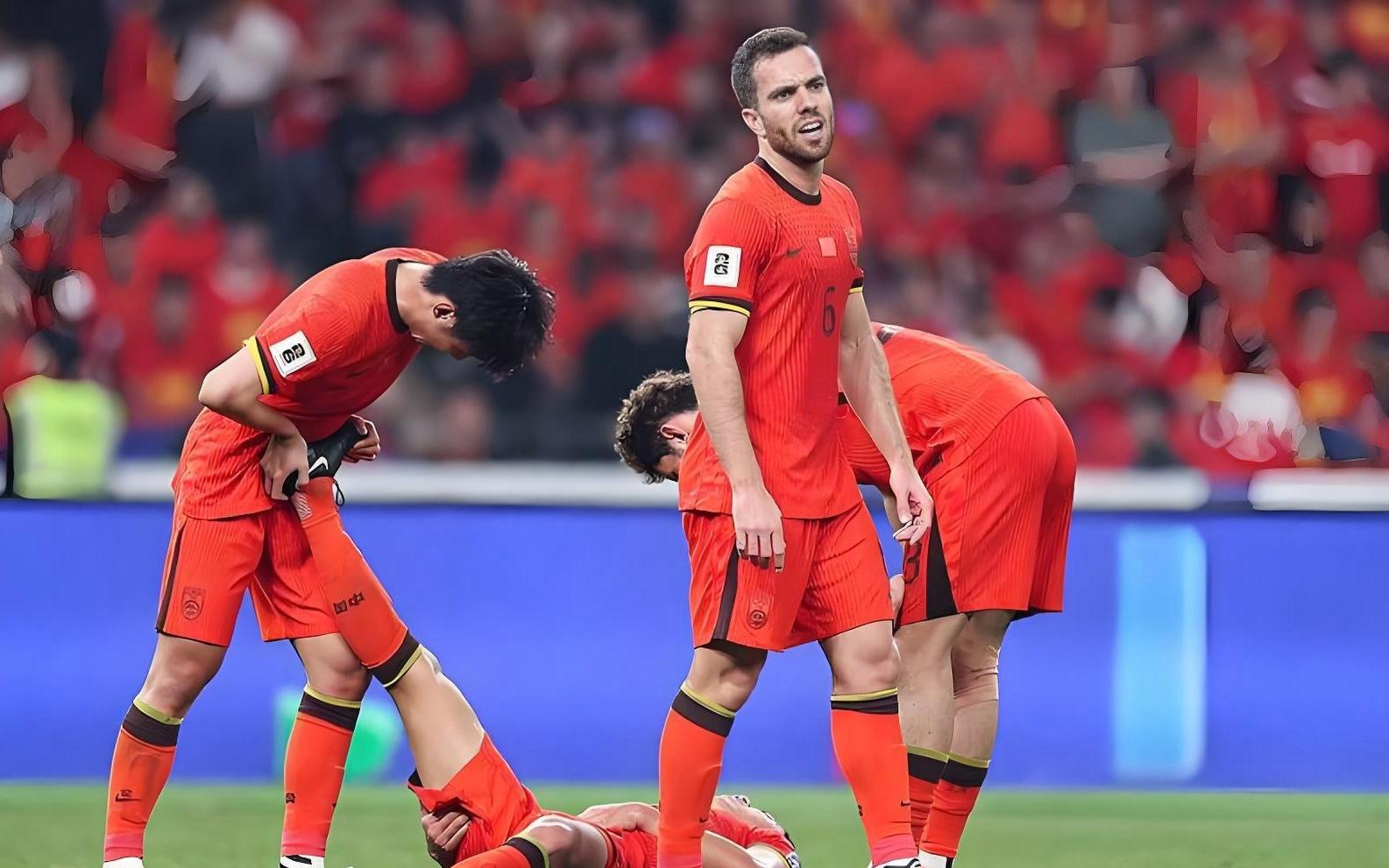 一场30！让邵佳一吃下定心丸，找到国足建队核心+王钰栋最佳搭档