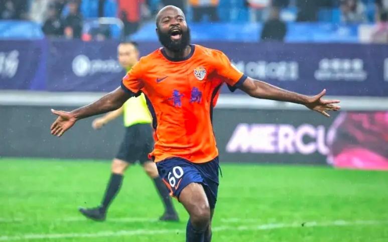 闹剧！中超球队陷入欠薪危机，遭外援威胁，已陷入恶性循环