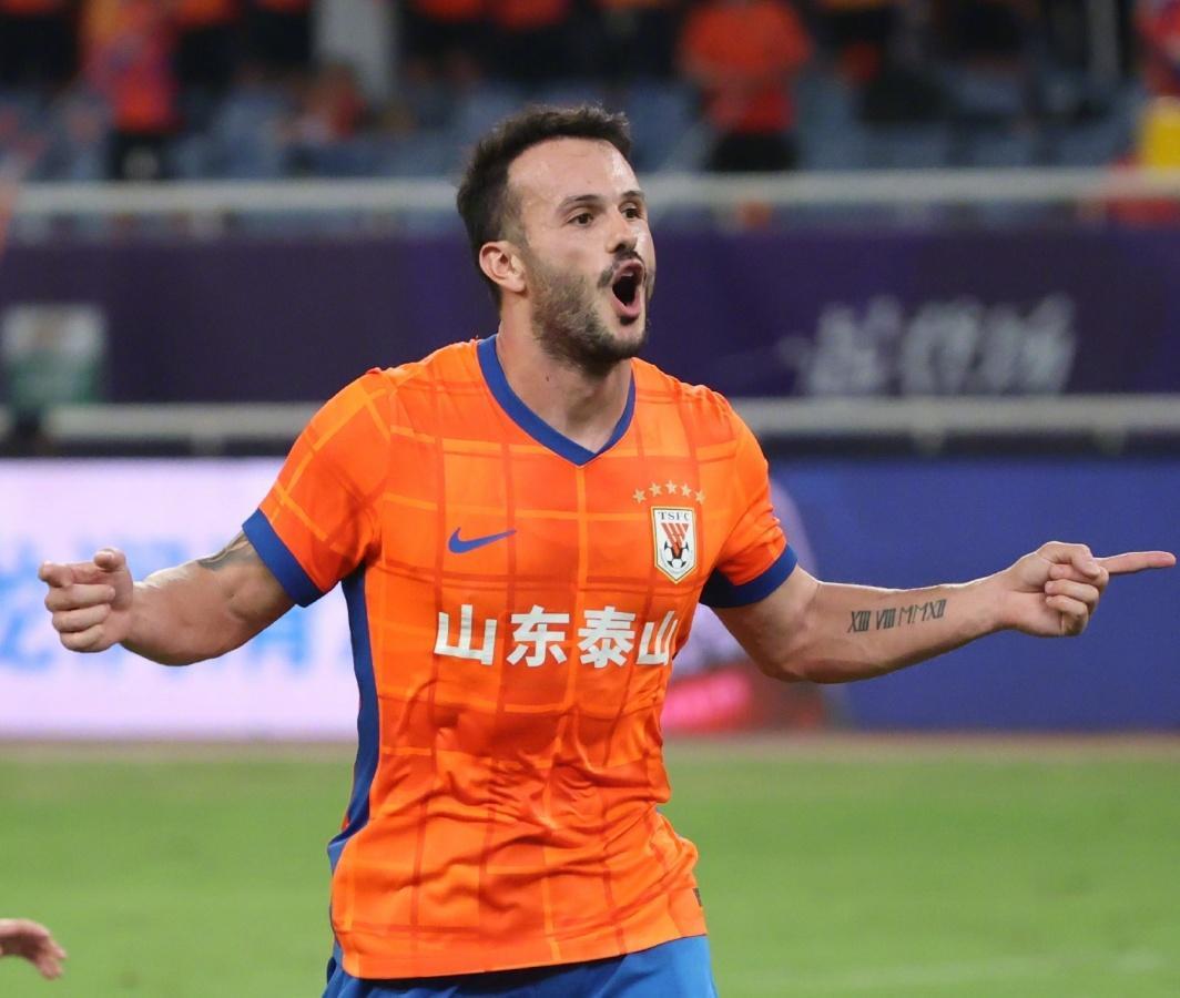 狮子大开口瓦科续约谈判遇阻，泰山队