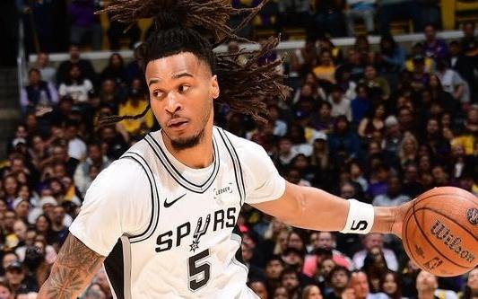 卡斯尔：这场胜利意义重大我们会带着