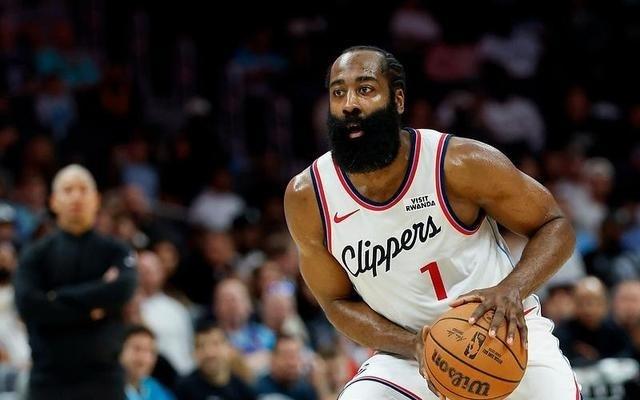 NBA55分创快船球员单场得分纪录哈登梦想仍遥不可及