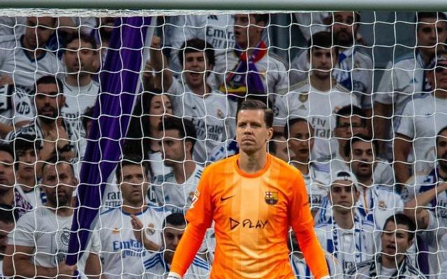 扑出姆巴佩点球，巴萨社媒晒图：这是一条专门致敬3C的帖子